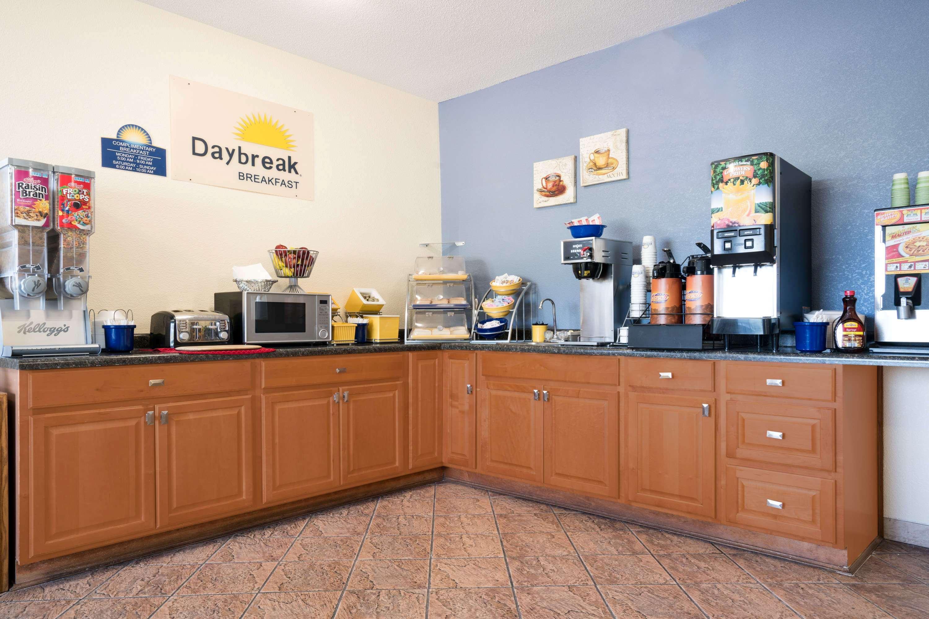 Days Inn By Wyndham Mankato Luaran gambar