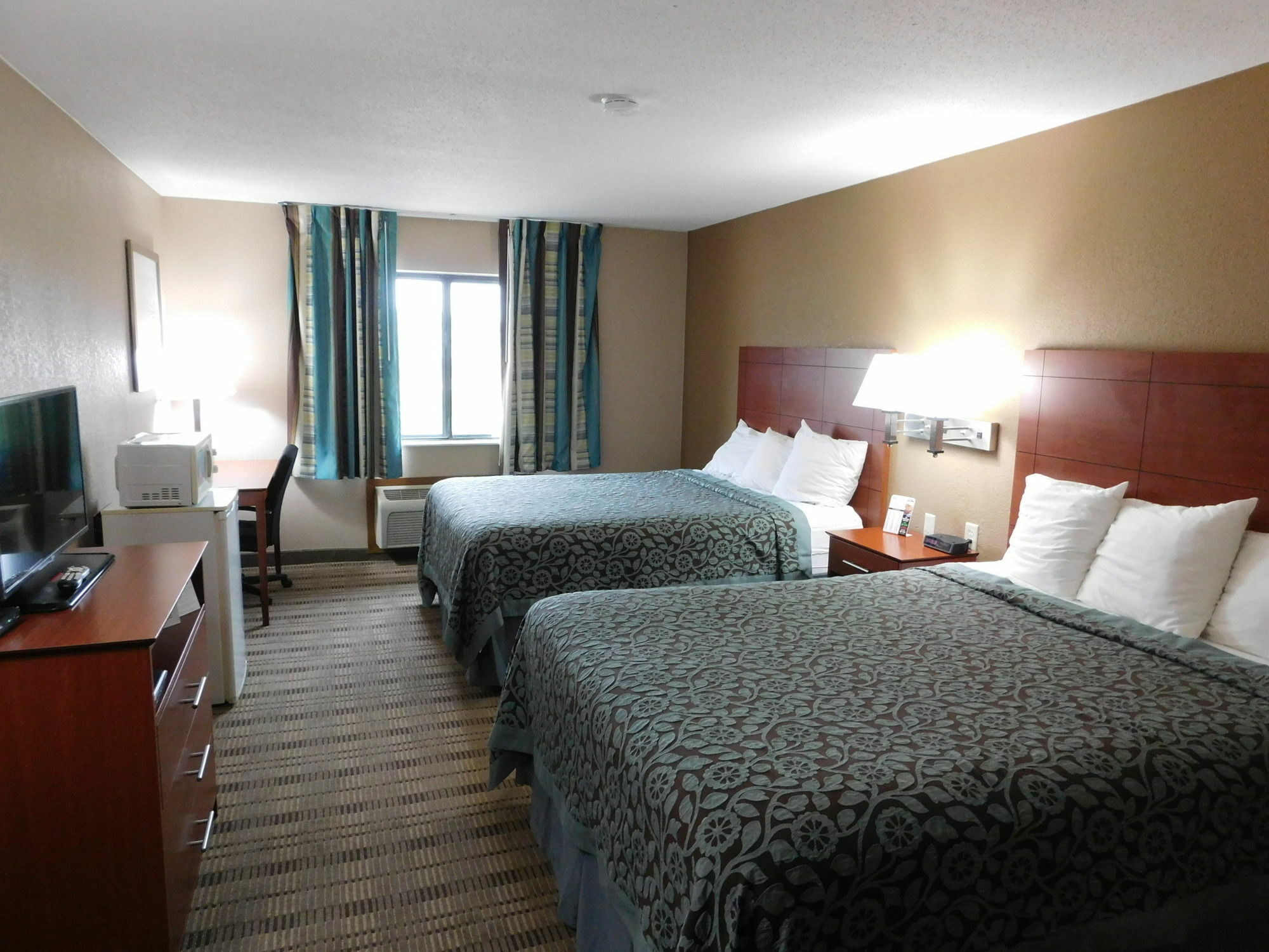 Days Inn By Wyndham Mankato Luaran gambar